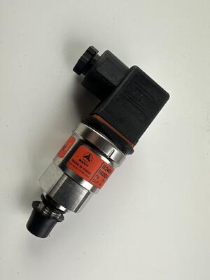 B240600000249 pressure sensor Sany Reach Stacker Parts